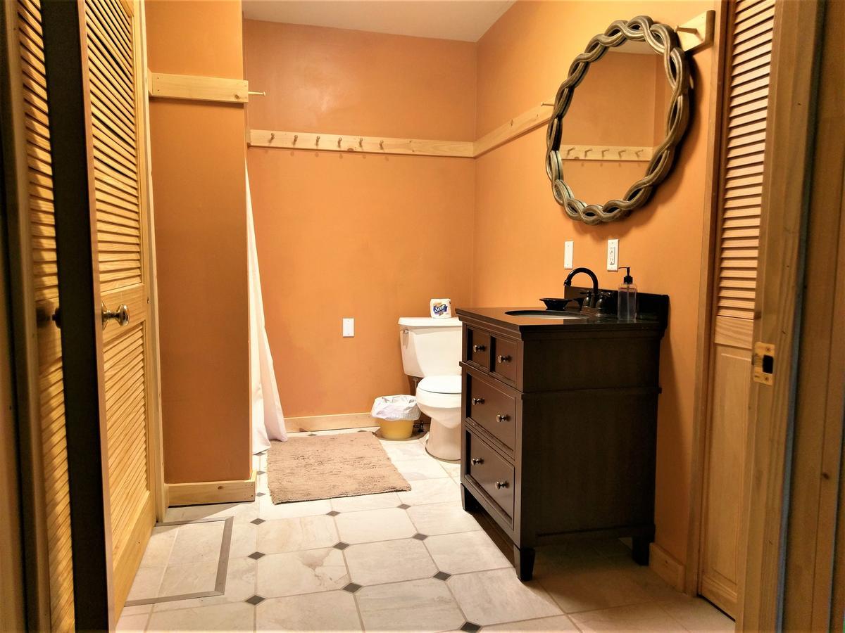 Inn At Charlotte B&B Μπέρλινγκτον Εξωτερικό φωτογραφία
